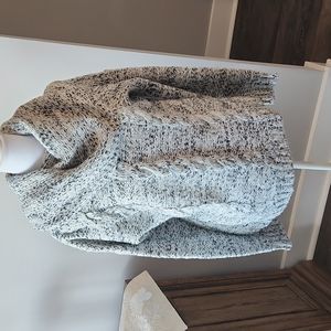 MARKET & SPRUCE braided sweater